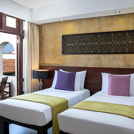 Avani Kalutara Resort Exterior foto