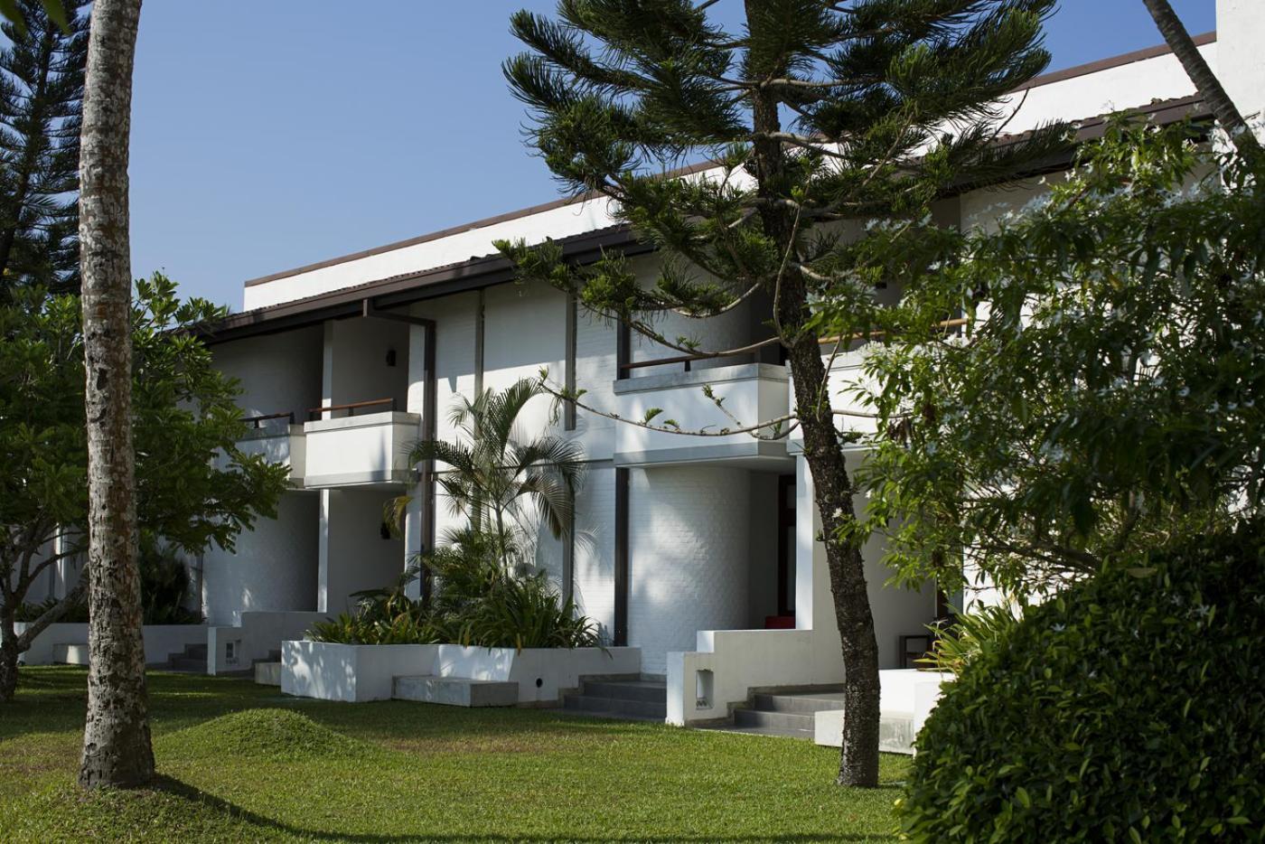 Avani Kalutara Resort Exterior foto